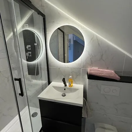 5-star La - 30d Rue General Margueritte *